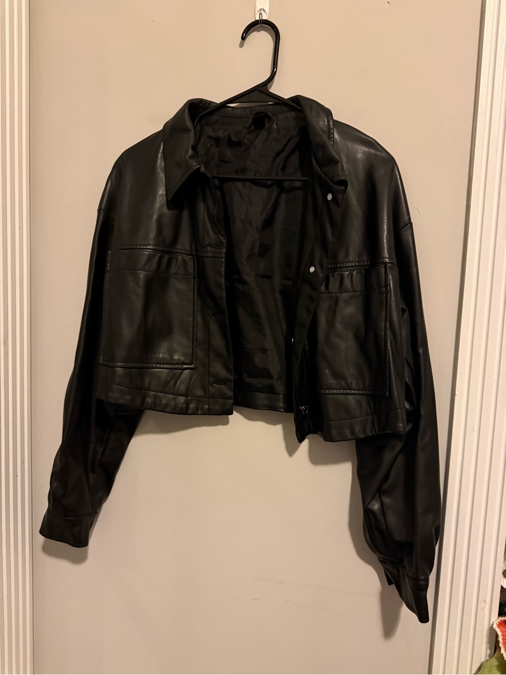 Black Faux Leather Cropped Jacket for Women